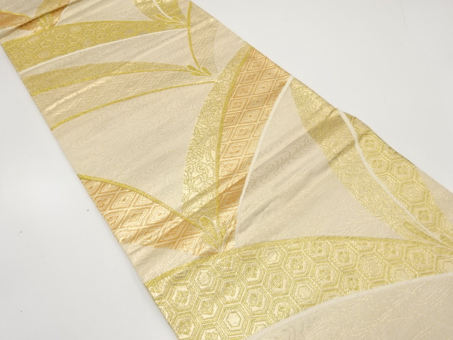 松葉に古典柄織り出し　袋帯